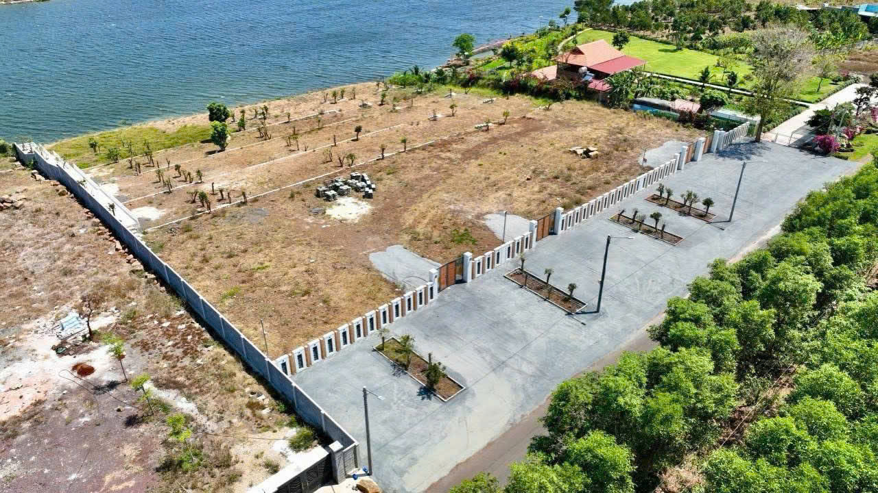 Bán 5421m2 View Hồ Lồ Ô Long Tân Đất Đỏ Bà Rịa