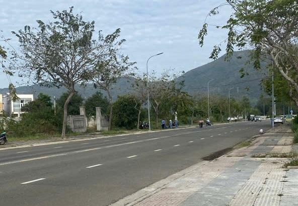 Bán 445m2 mặt tiền đường Mô Xoài Vũng Tàu