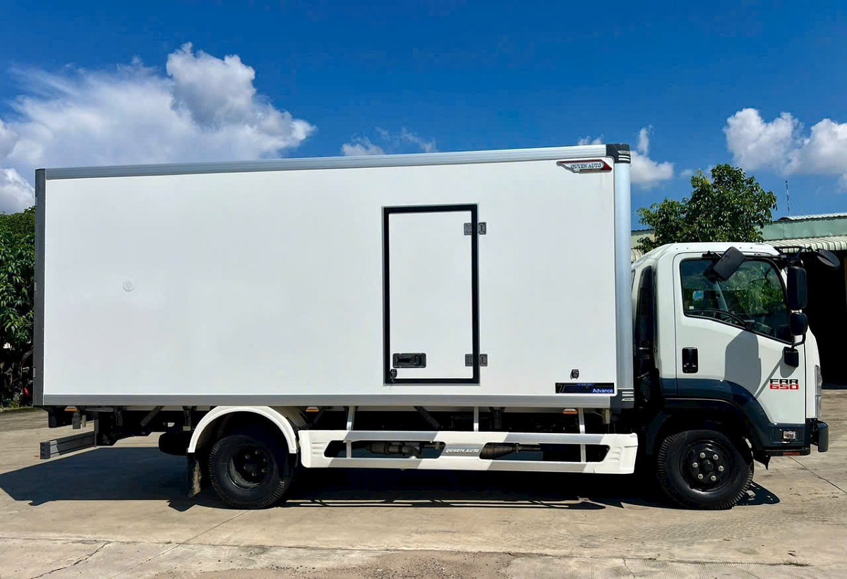 Bán xe Isuzu 6,5 tấn mui bạc bửng nhôm | Tiền Giang