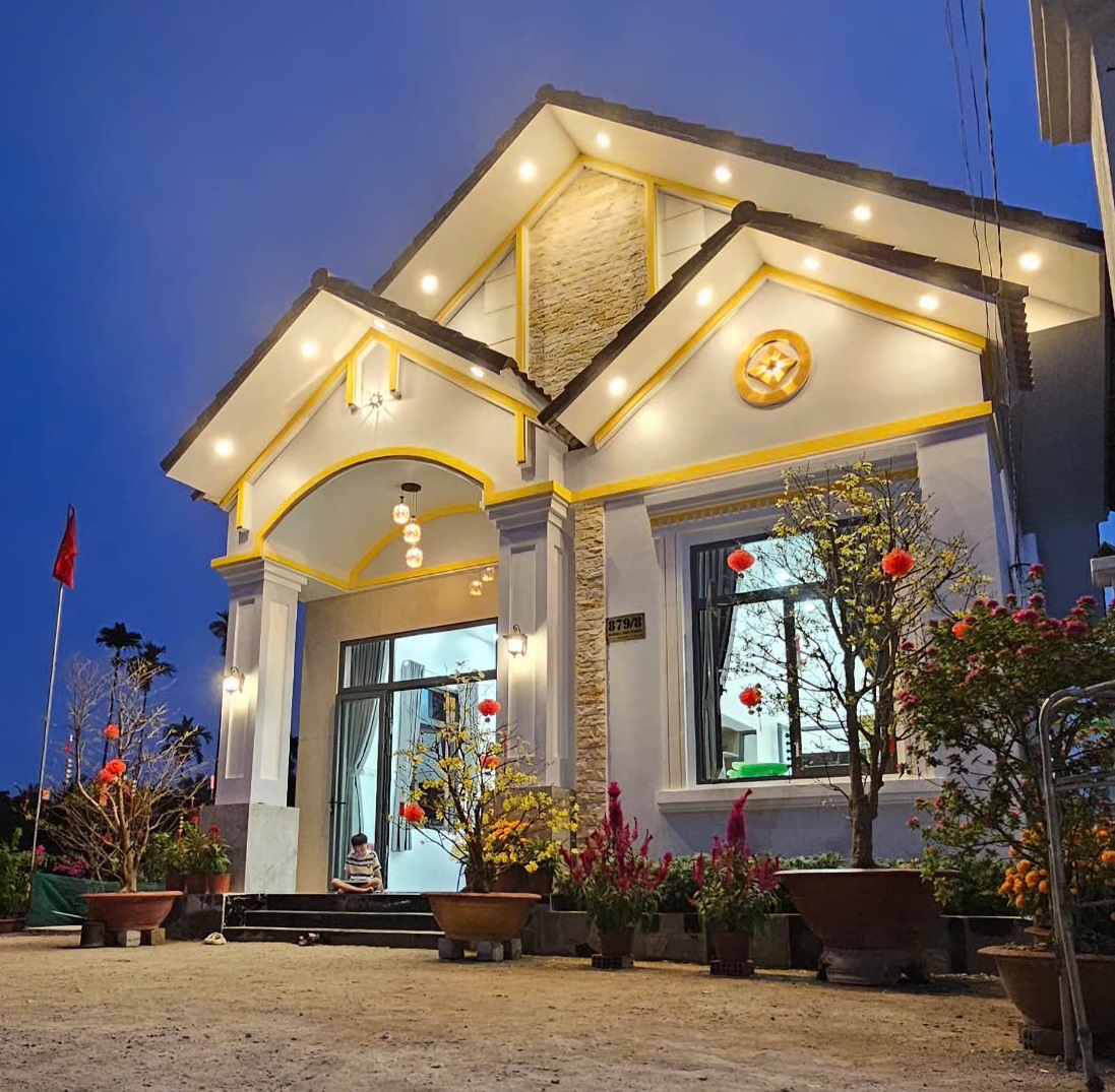 Bán nhà mặt tiền đường Long Phước Quận 9 diện tích 1600m2